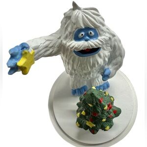 NWT! Abominable Snowman 15.5 Oz. Rudolph The Red Nose Reindeer Christmas Candle